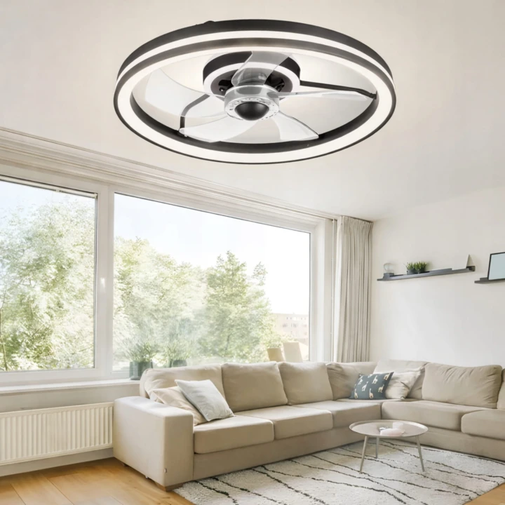 Wentylator sufitowy LED kompaktowy widok od dołu łopatki